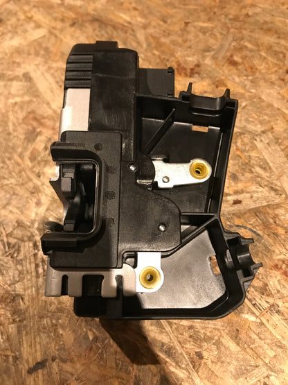 Original Opel Vivaro A Heckklappen Schloß links NEU