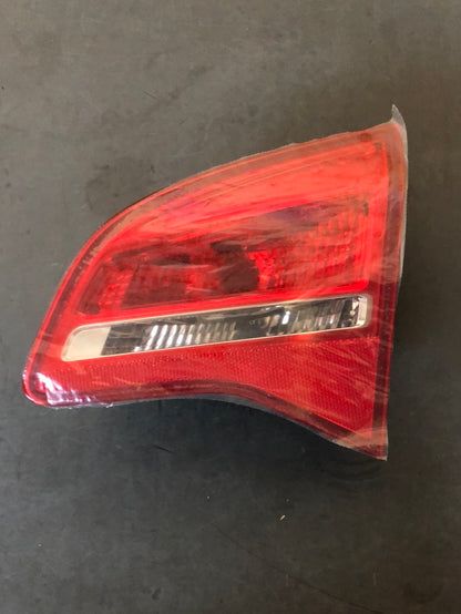 Original GM Opel Meriva B Heckleuchte rechts innen Neu