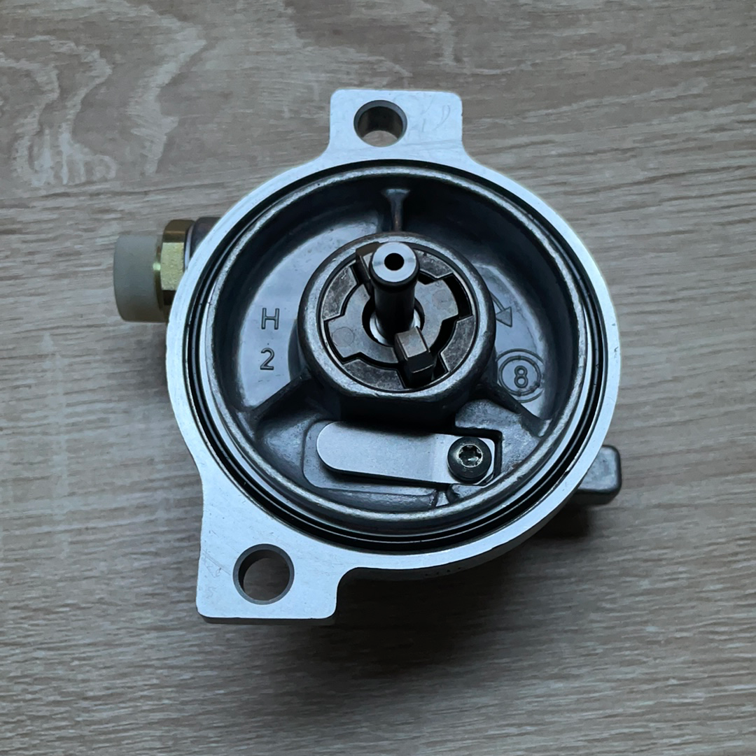 Original GM Opel Ascona C Kadett E Vectra A Unterdruckpumpe Neu