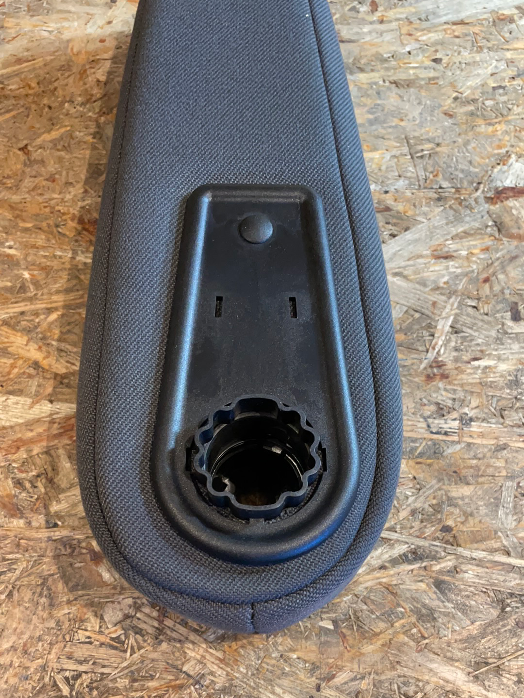 Original GM Opel Vivaro A Armlehne Beifahrersitz Neu