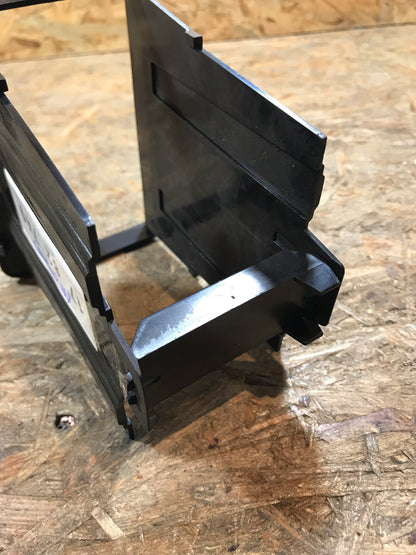 Original Opel Omega A Rahmen Kassettenbox NEU