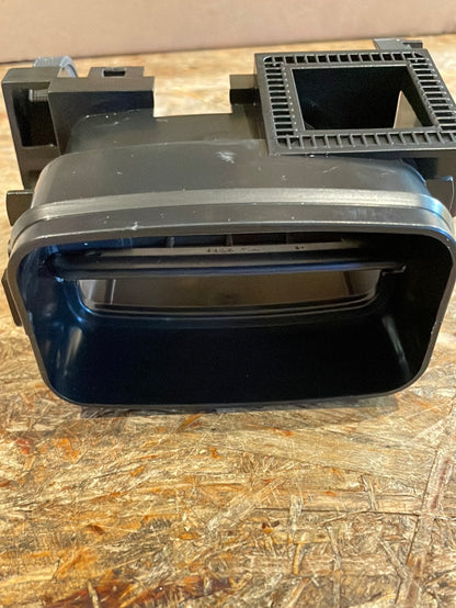 Original GM Opel Astra F Gehäuse Luftdüse links Neu