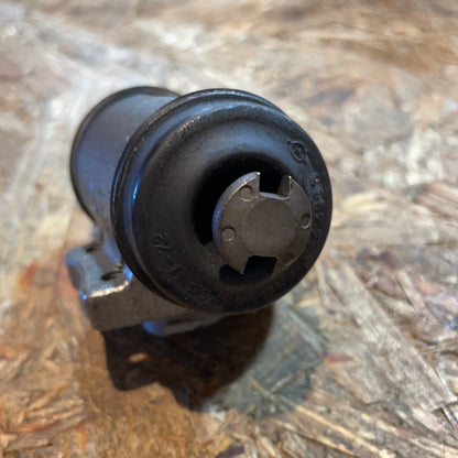 Original GM Opel Kadett D/E Radbremszylinder Neu