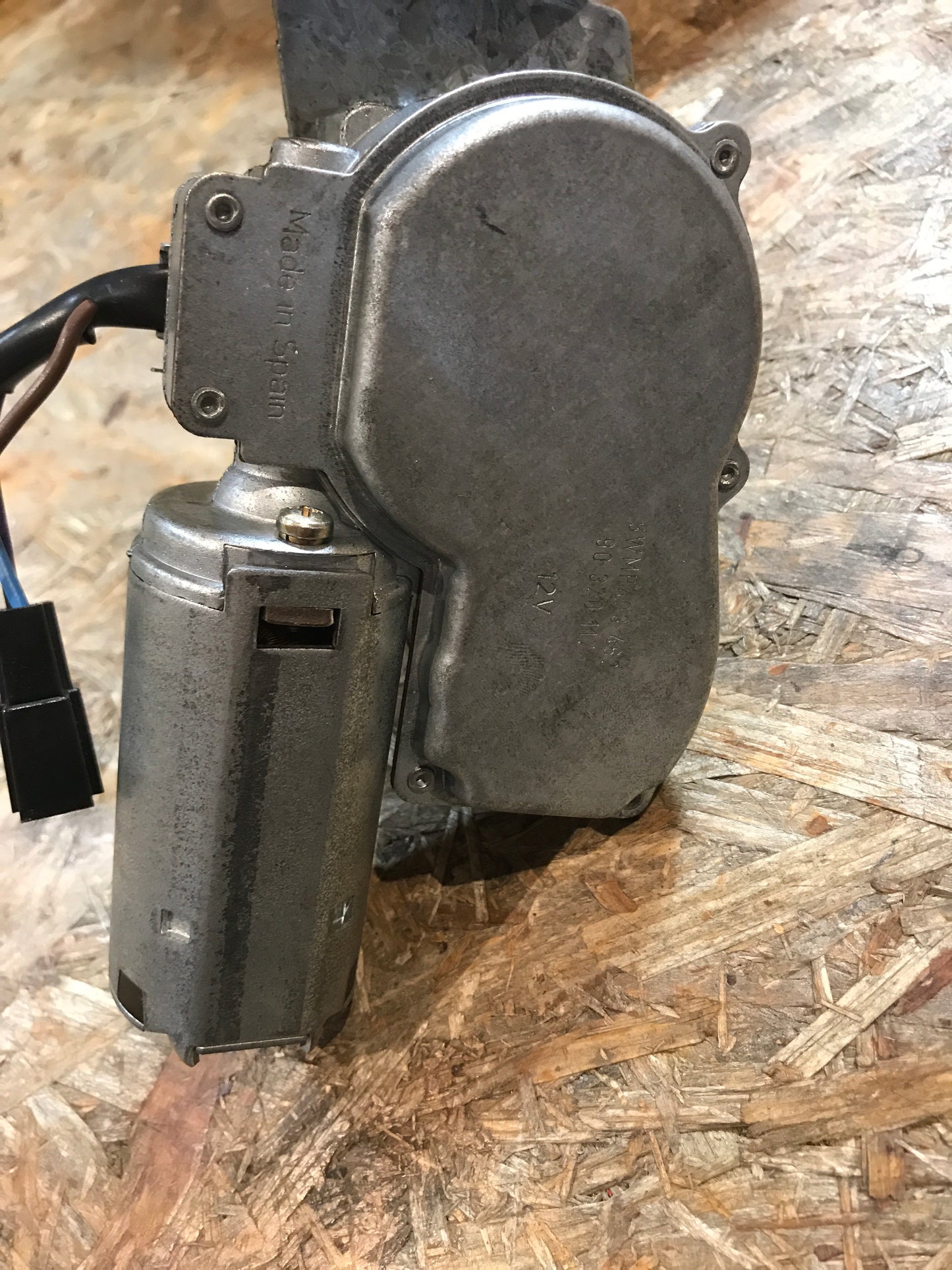 Original Corsa A Wischermotor hinten NEU