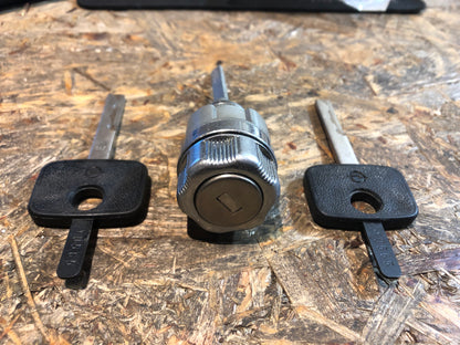 Original Opel Rekord E Commodore C Schließzylinder Kofferraum Neu