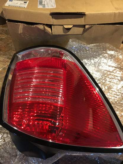 Original Astra H 1,6 caravan Heckleuchte links NEU
