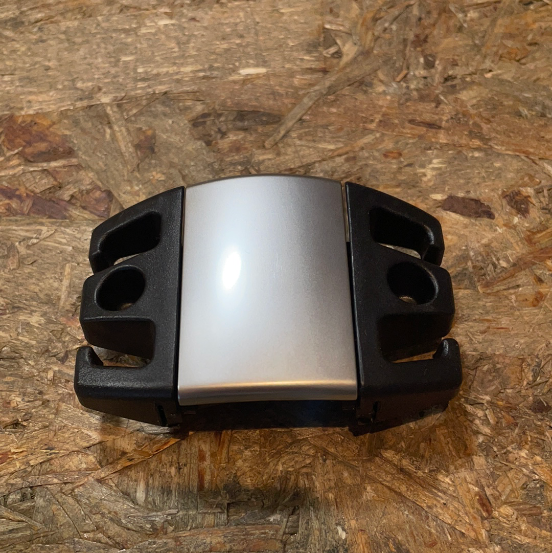 Original GM Opel Astra K Zafira C Trennnetzhalter Gepäcknetz Neu