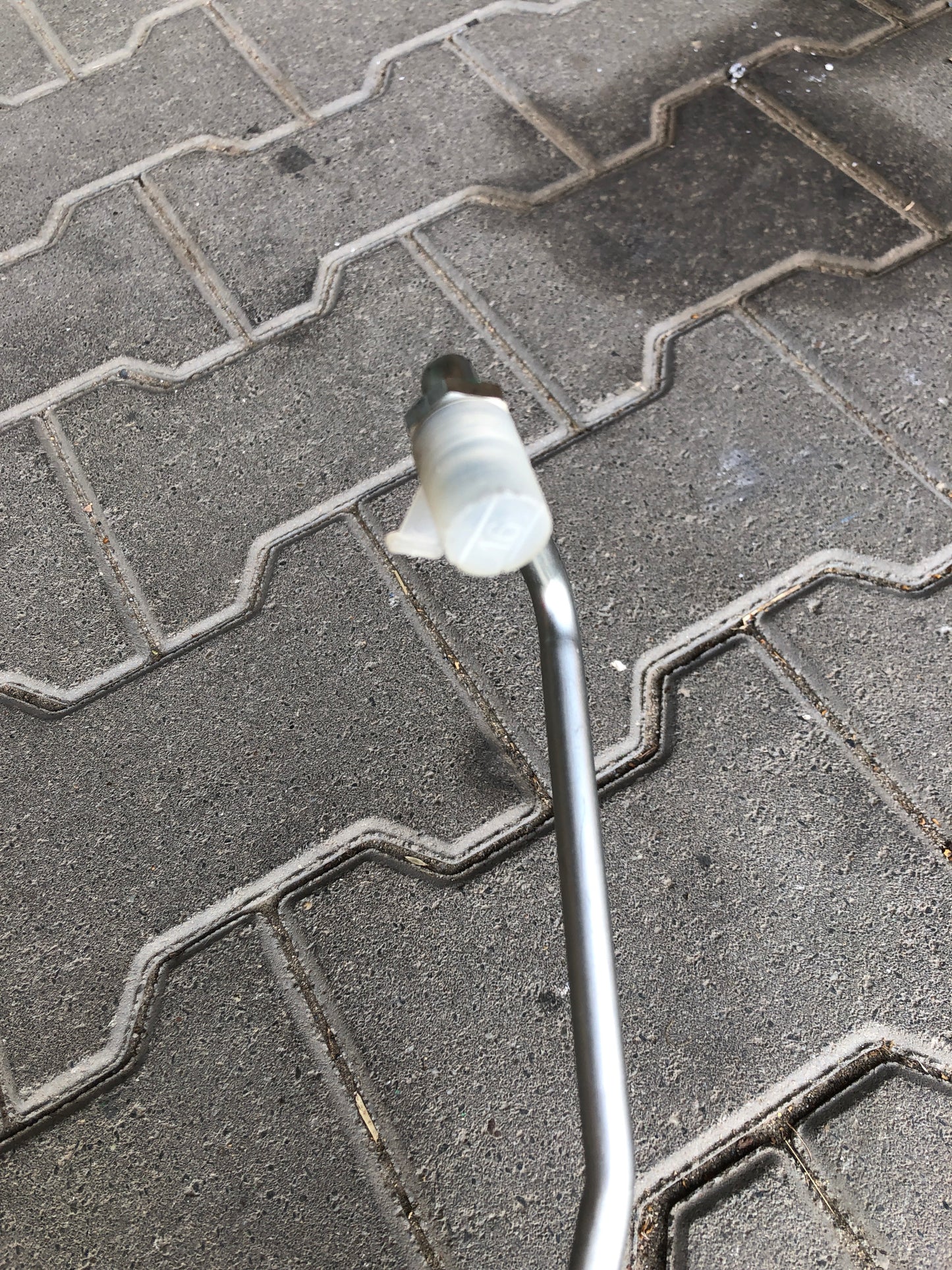 Original GM Opel Vivaro A 2,5D Rohr Hilfskraftlenkung an Behälter Neu