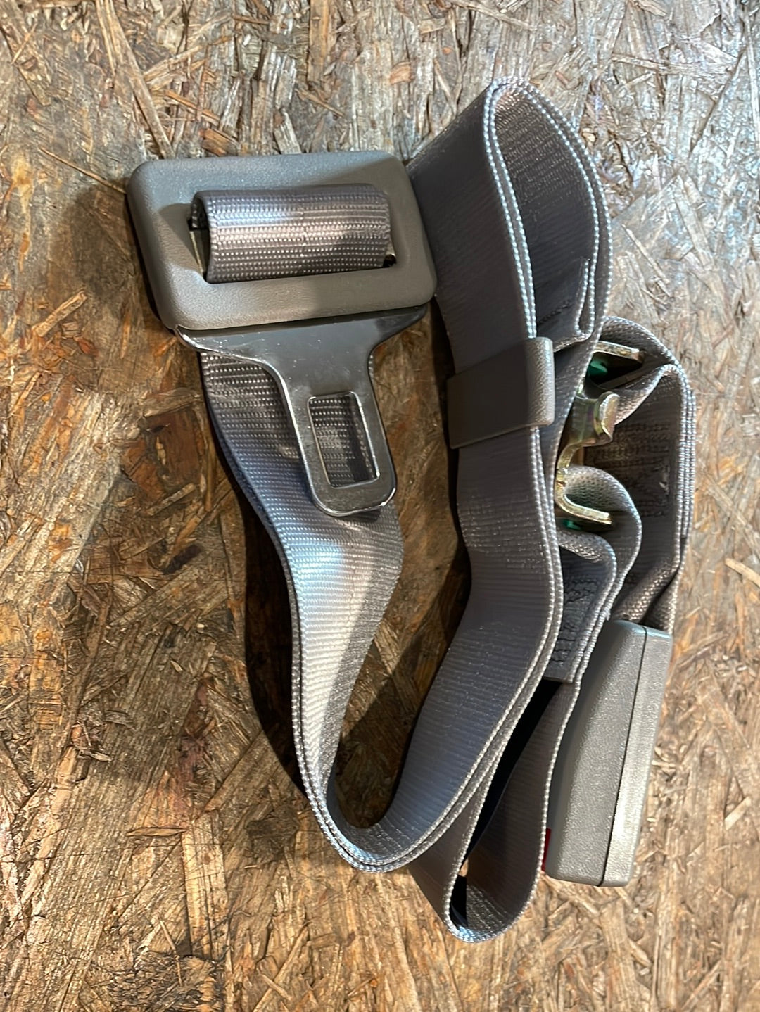 Original GM Opel Meriva B 3-Punkt Sicherheitsgurt hinten rechts Neu