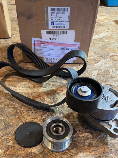 Original GM Opel Movano 2,2 DTI Keilriemensatz Neu