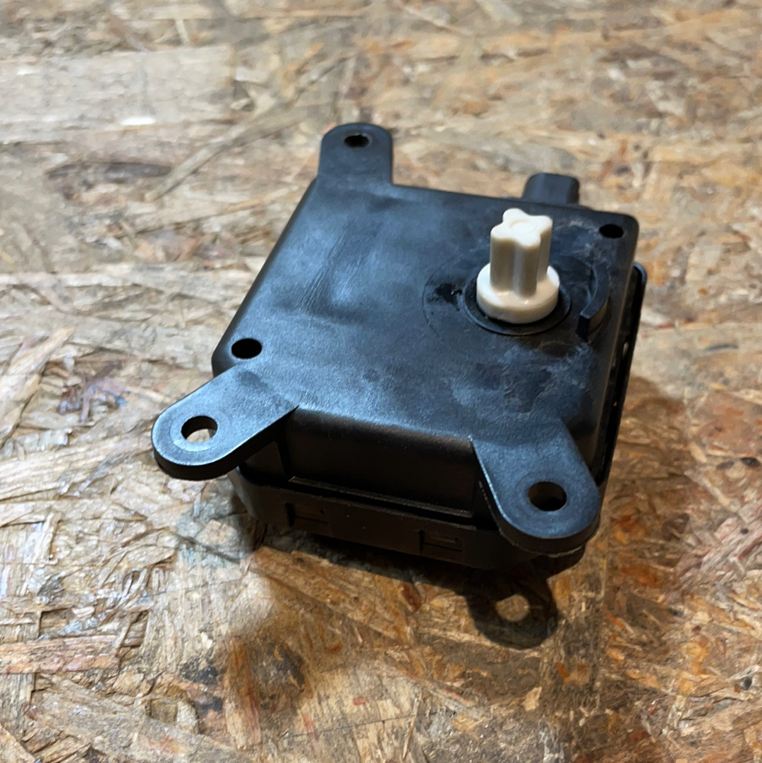 Original GM Opel Astra H Stellmotor Klima/Heizung Neu