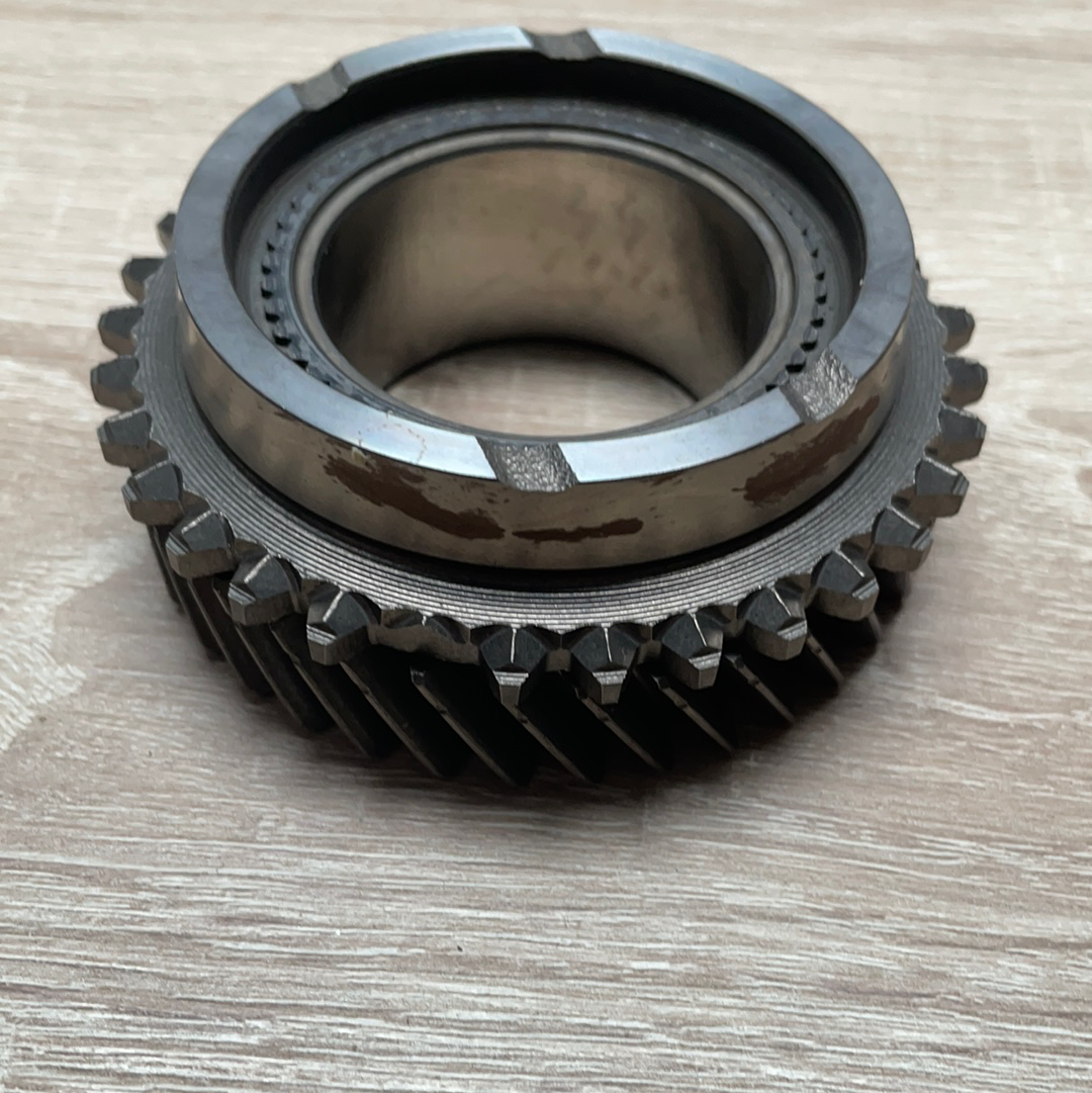 Original GM Opel Astra F Zahnrad Vierter Gang Hauptwelle Neu