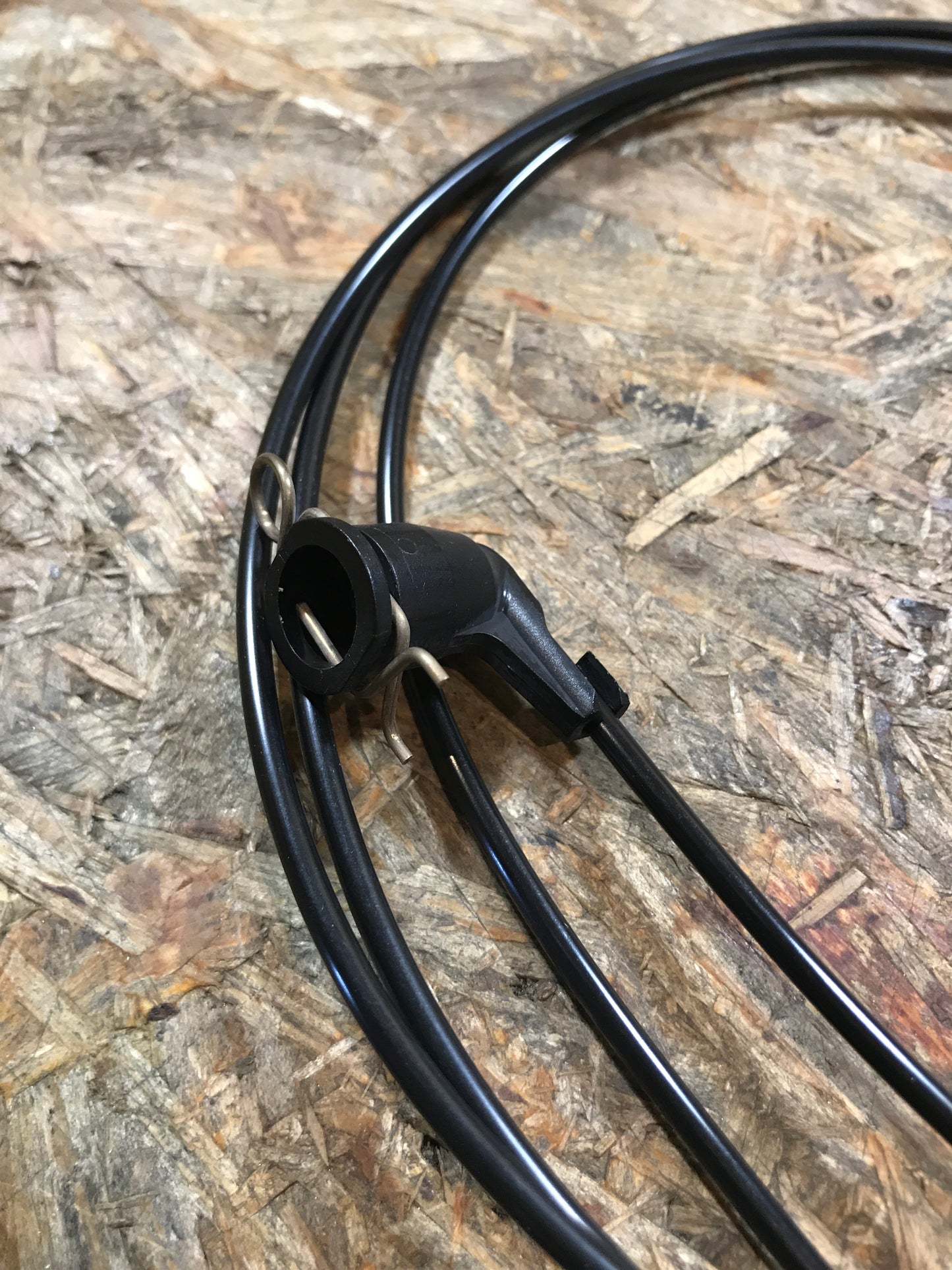 Original Opel Astra  F Druckleitung Stoßdämpfer hinten NEU