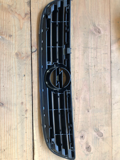 Original GM Opel Zafira A Frontgrill Neu