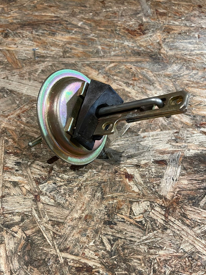 Original GM Opel Corsa Kadett Ascona 1,3 Unterdruckdüse Neu