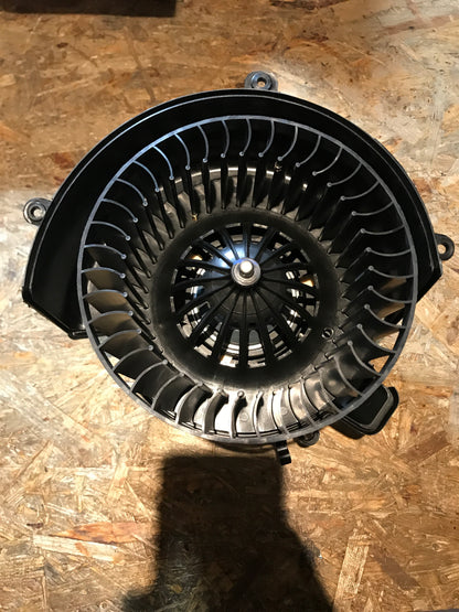 Original Astra G Gebläsemotor  Marke Behr NEU