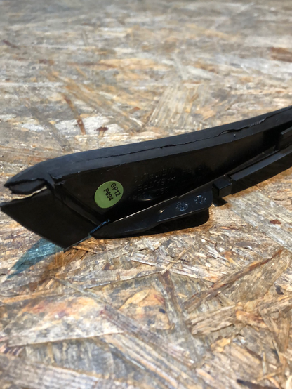 Original GM Opel Astra K Zierleiste an vorderer Windschutzscheibe rechts Neu