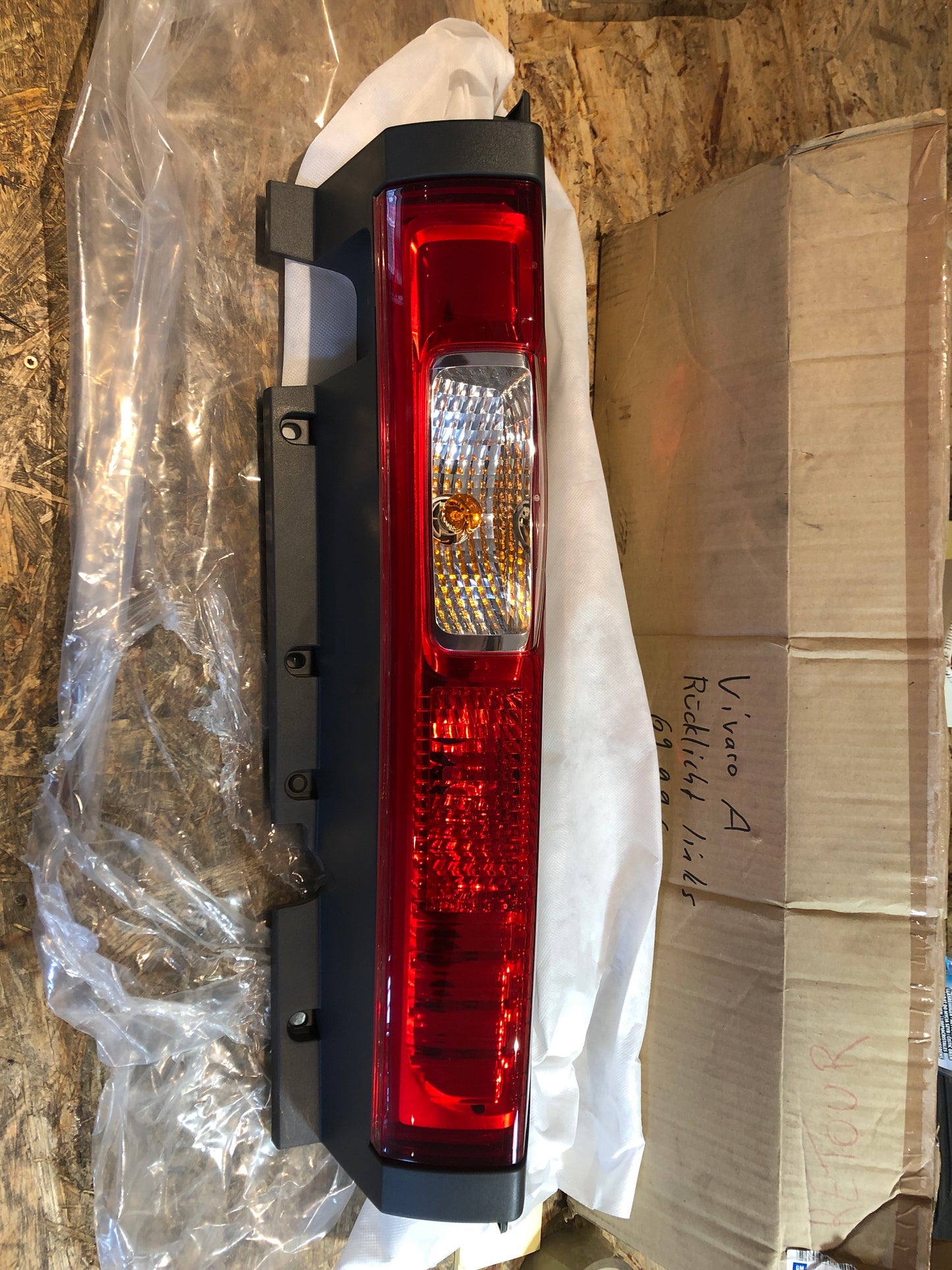Original Vivaro A Rücklicht links