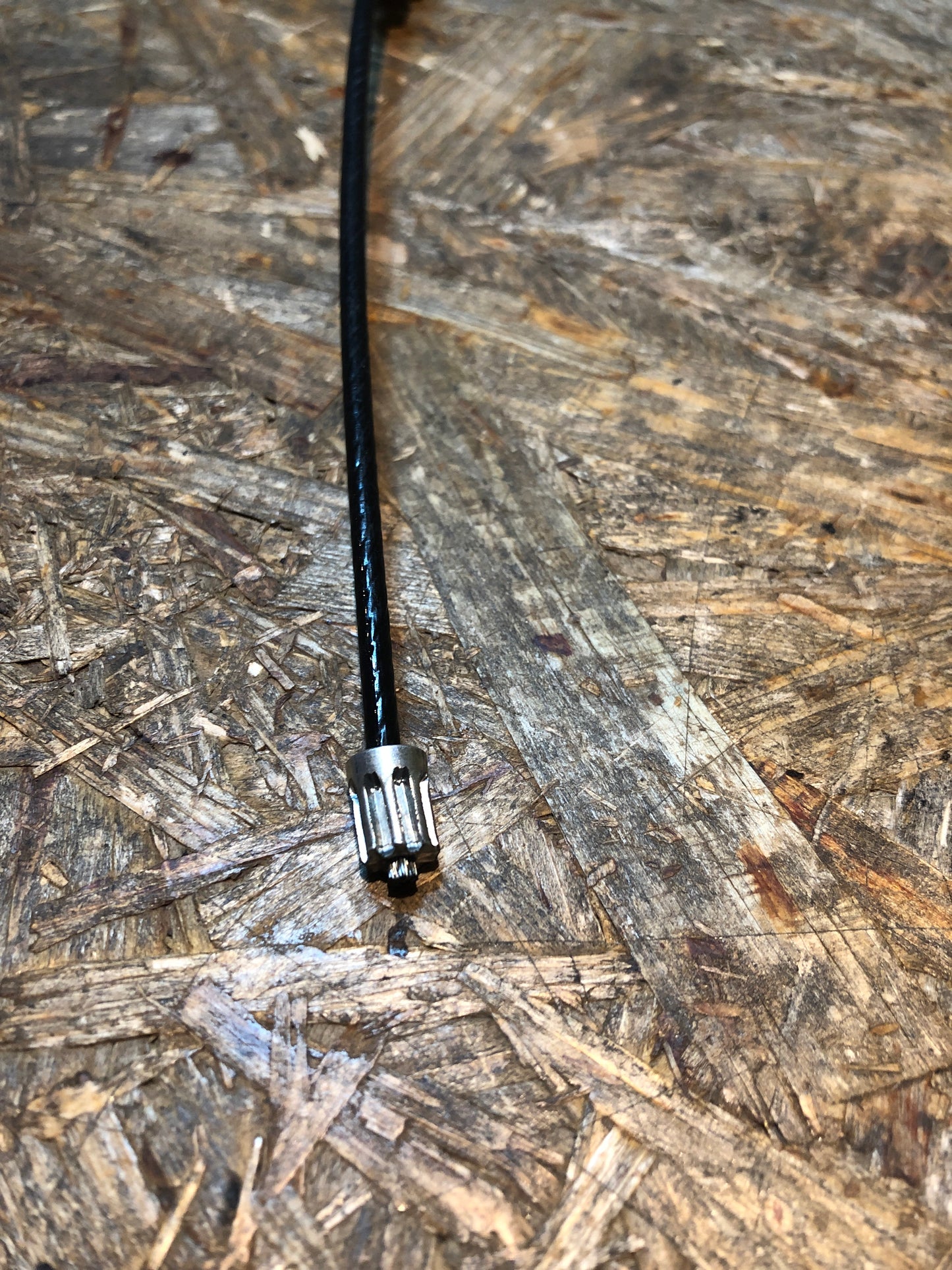 Original GM Opel Vivaro A Handbremsseil vorne Neu