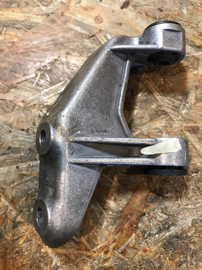 Original Opel Corsa A/B Vectra A Kadett Lichtmaschine Halter NEU
