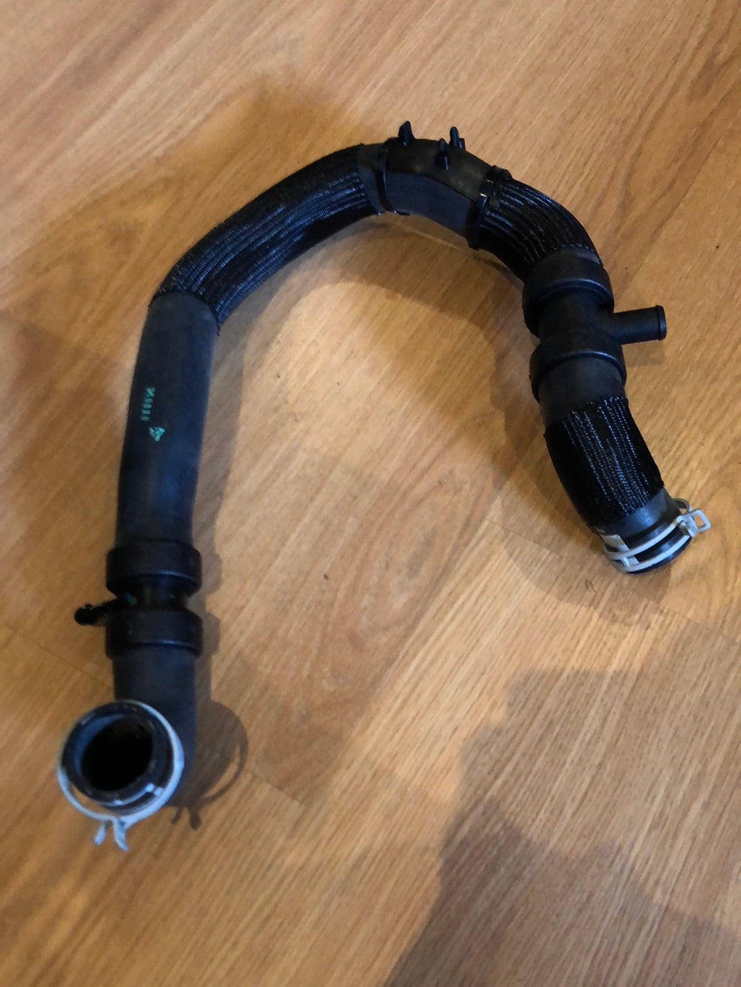 Original GM Opel Vivaro B Kühlerschlauch rechts Neu