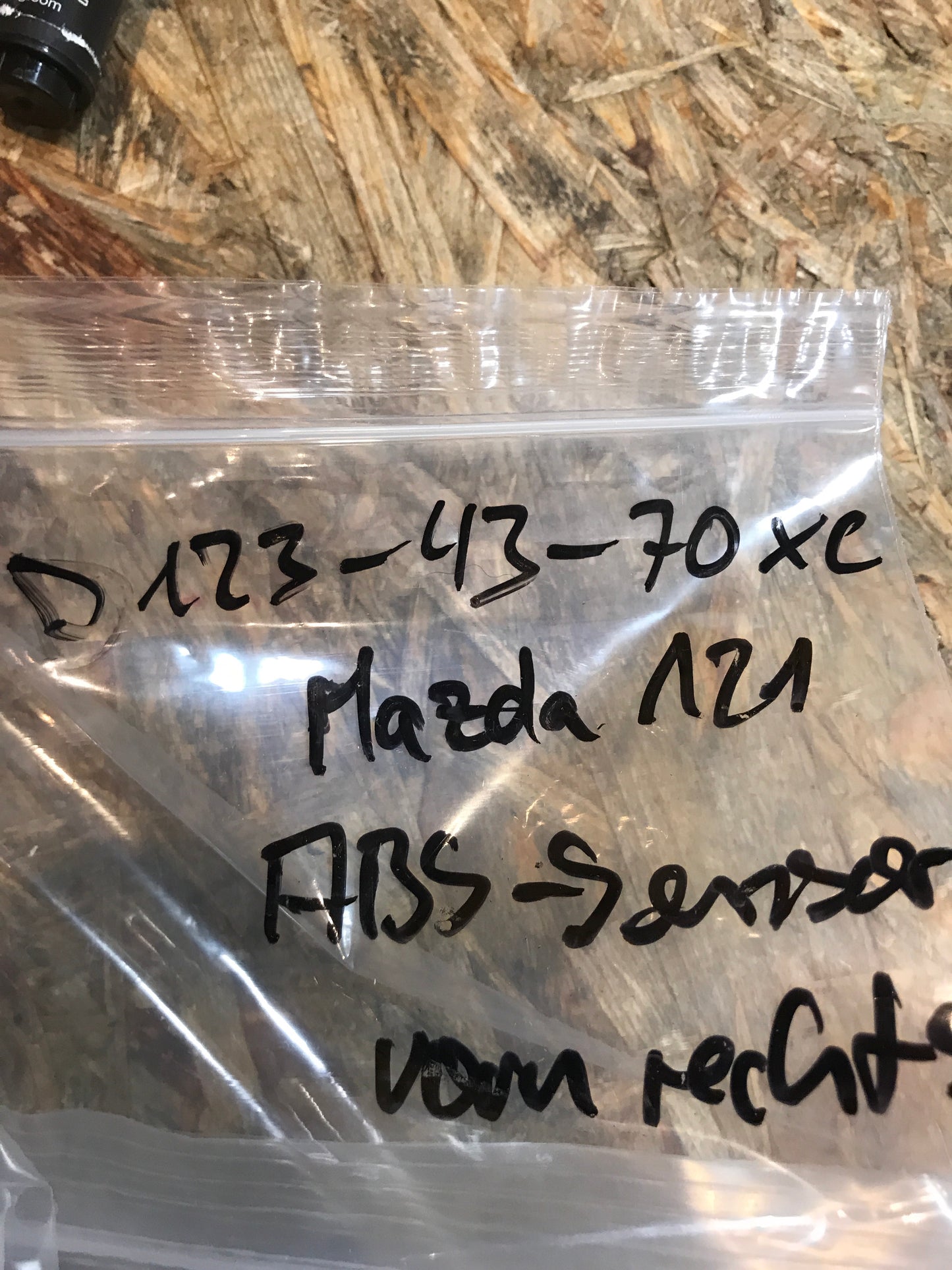 Mazda 121 ABS-Sensor vorne rechts NEU