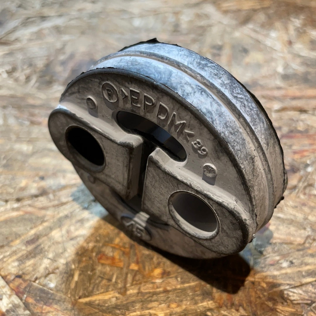 Original GM Opel Vivaro A/B/C Movano B Auspuff Gummihalterung Neu