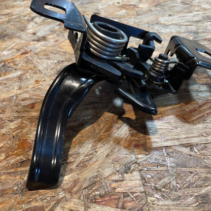 Original GM Opel Astra J Motorhaubenschloss Neu