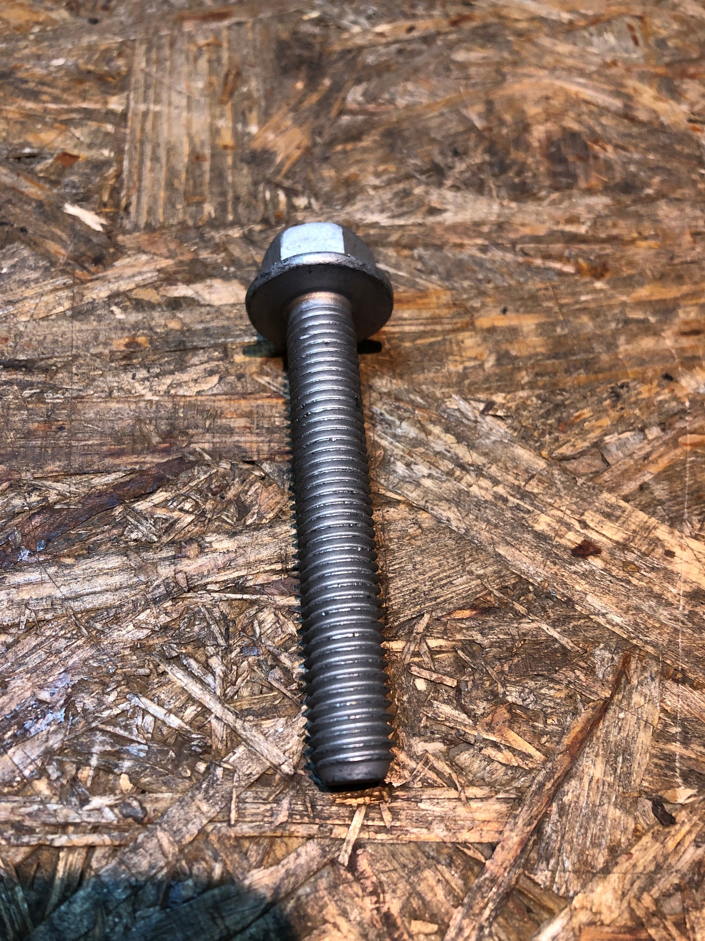 Original GM Opel Astra K Sechskantschraube für Motoraufhängung Neu