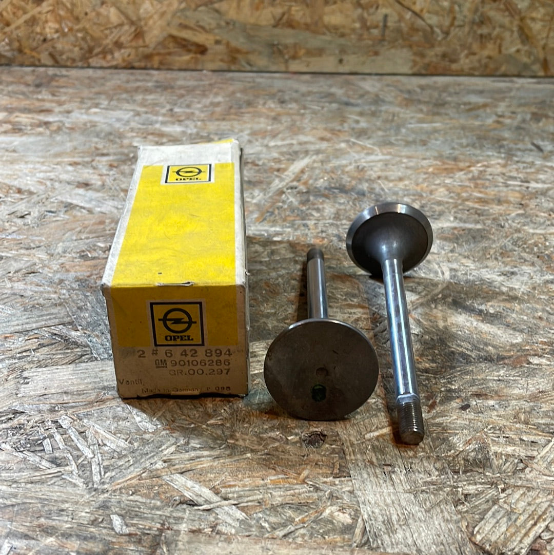 Rekord E Auslassventile Original GM Opel Neu