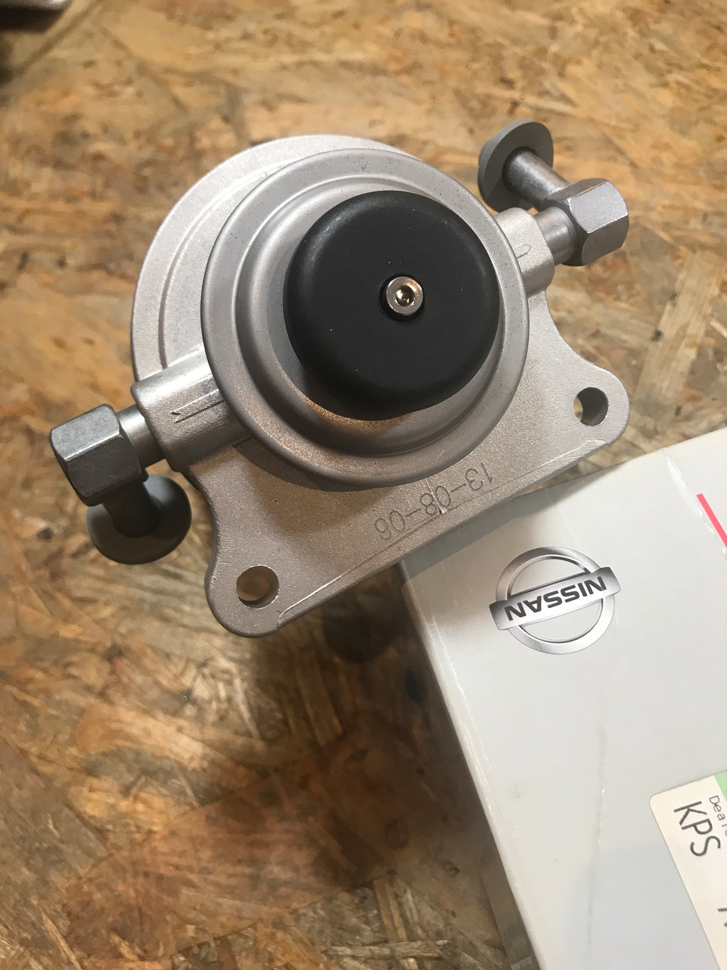 Original Nissan Navara 07-14 Benzinfilter Diesel NEU