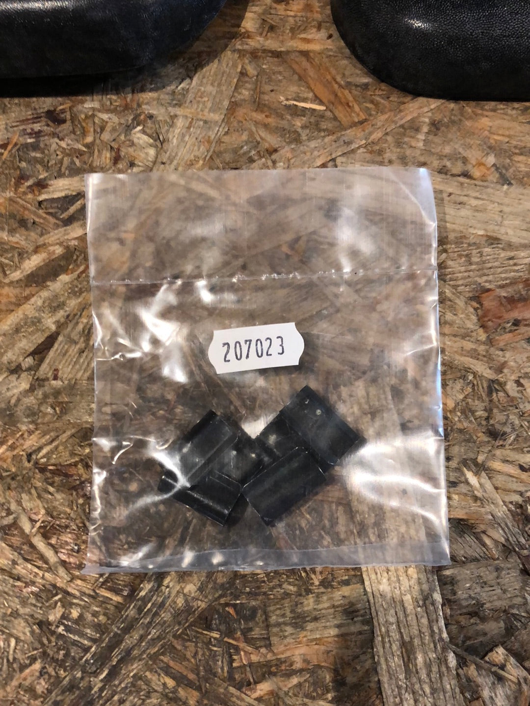 Original GM Opel Corsa B Tigra A Schmutzfänger hinten Neu