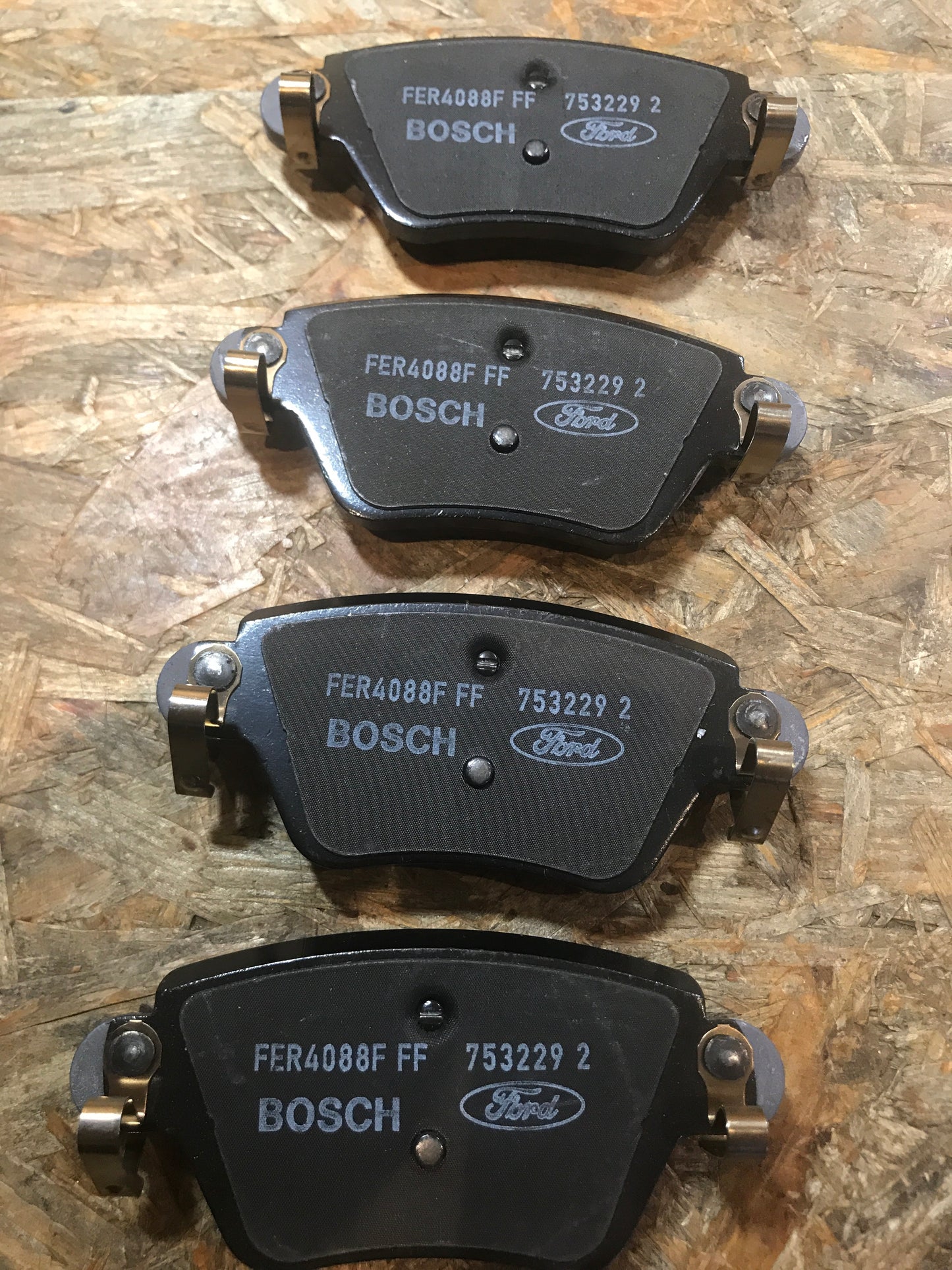 Original Ford Mondeo III Bremsbeläge Satz hinten NEU