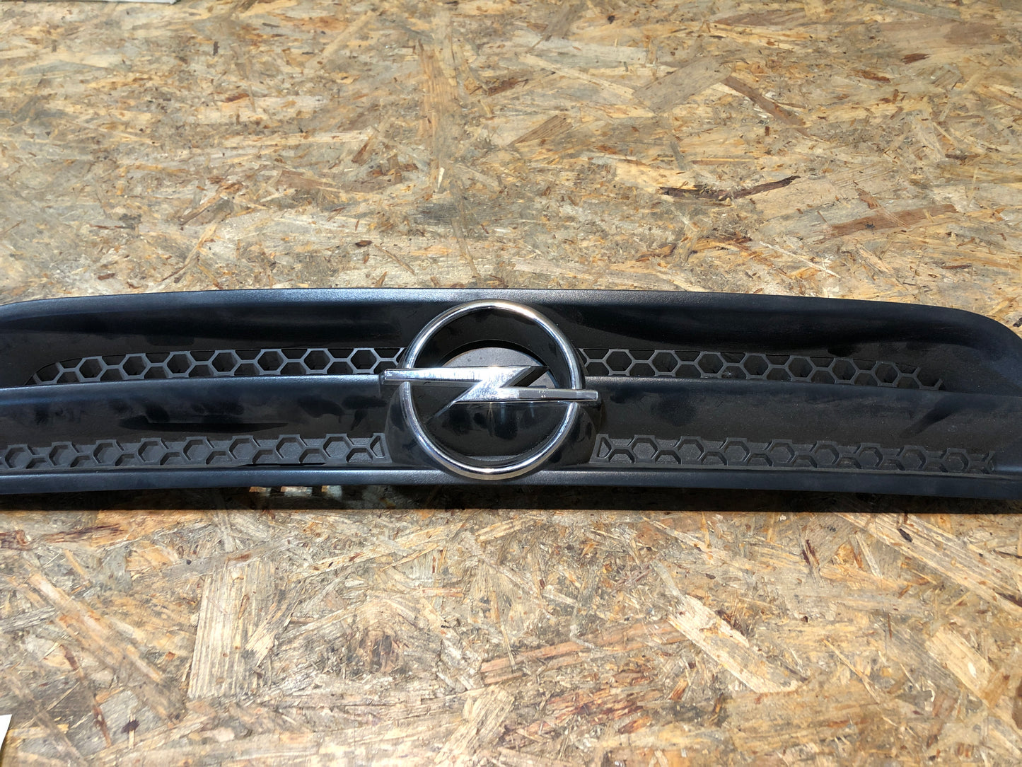 Original Astra G Frontgrill Neu