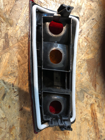 Arteb Opel Kadett E Kombi Rückleuchte Links Neu