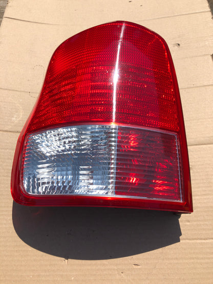 Original Depo Kia Carnival Heckleuchte links Neu
