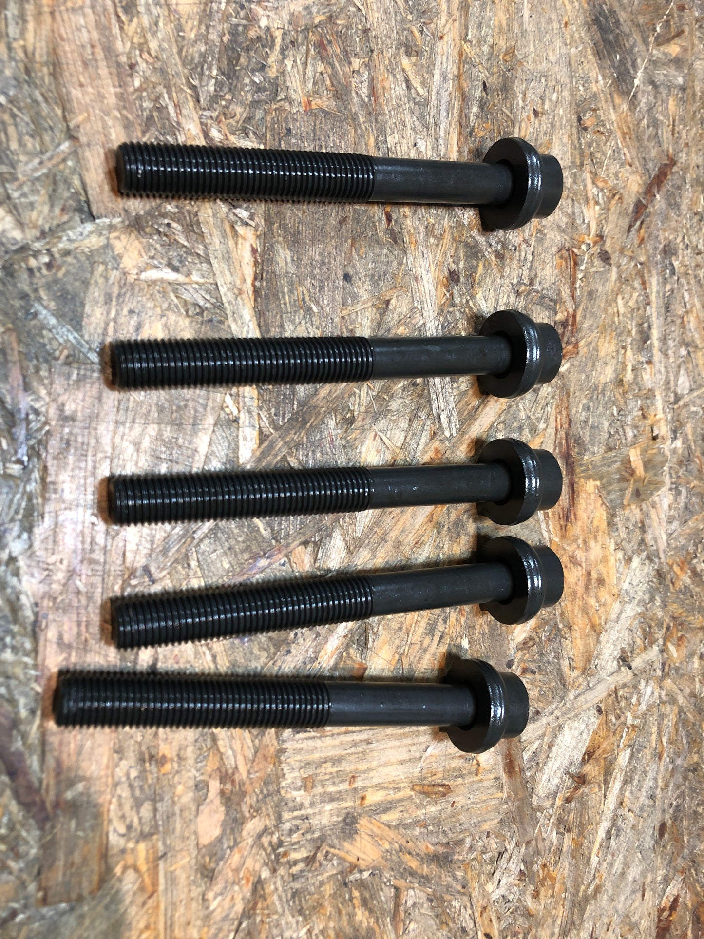 Original GM Opel Astra J Zylinderkopfschrauben Neu