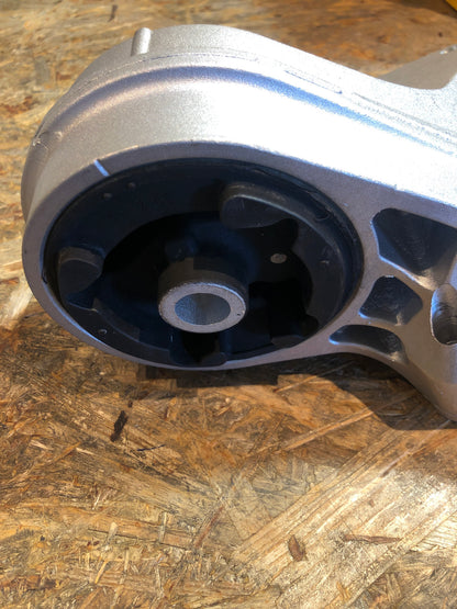Original GM Opel Antara Motorlager Neu