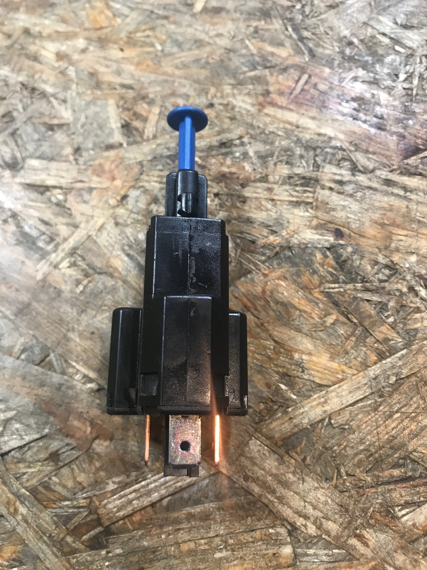 Original Opel Vectra B Bremslichtschalter NEU