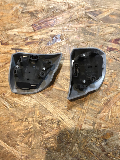 Original GM Opel Astra H Zafira B Vectra C Signum Schalter Multifunktionslenkrad Neu