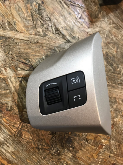 Original Opel Corsa D Lenkrad Radiobedienung  NEU