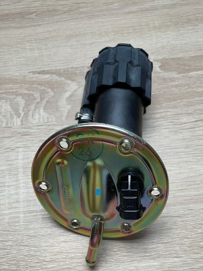 Original GM Opel Corsa A Kraftstoffpumpe Neu