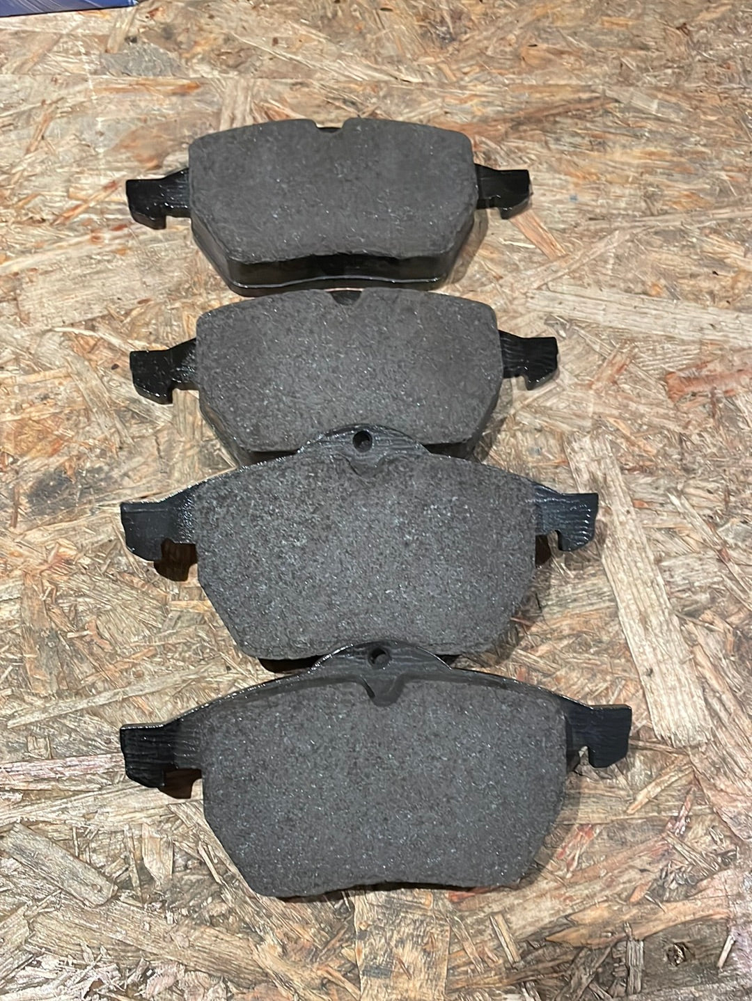 Original GM Opel Vectra B Bremsbelagsatz vorne Neu