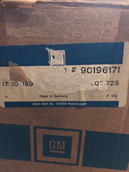 Original GM Opel Kadett E bis Bj. 88 Nebelscheinwerfer links halogen Neu