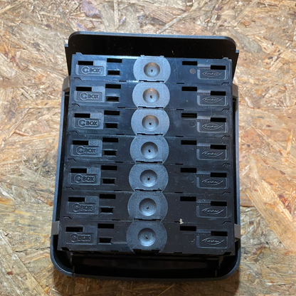 Original GM Opel Omega B Kassettenbox Neu