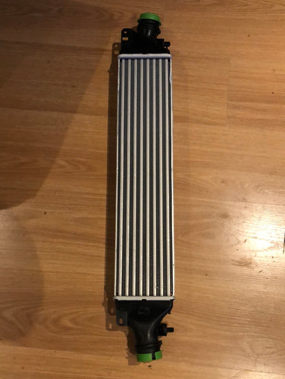 Original GM Opel Corsa D Bj. 13 Ladeluftkühler Neu