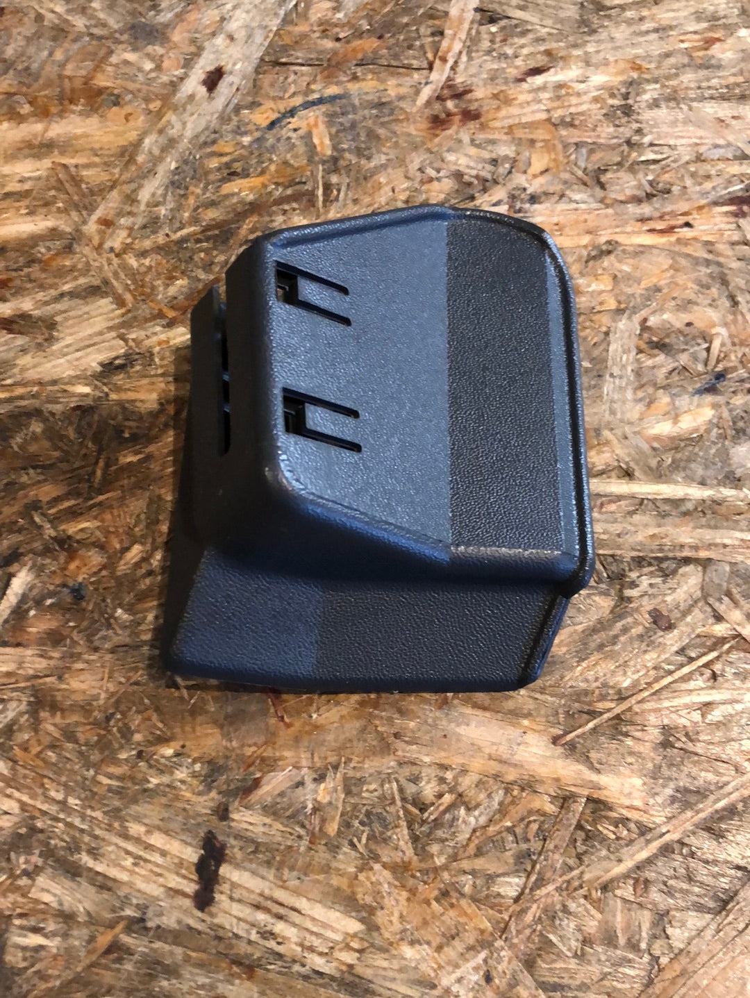 Original GM Opel Astra F Blende Führungsschiene innen rechts grau Neu