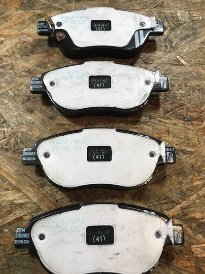 Original Opel Corsa D 3+5Türig Z13DTH Bremsbeläge Satz vorne NEU