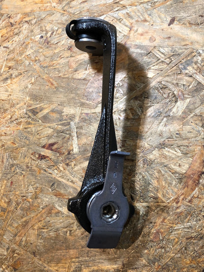 Original GM Opel Vivaro Lagerung Achsträger Differential Neu