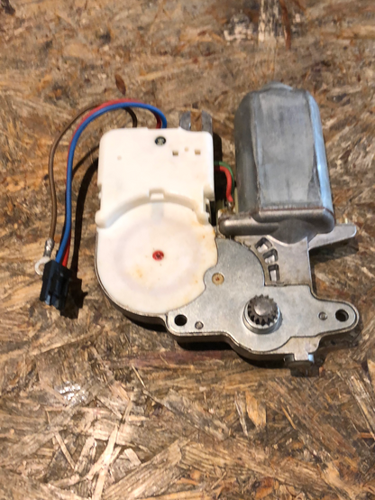 Original GM Opel Senator Schiebedachmotor Neu